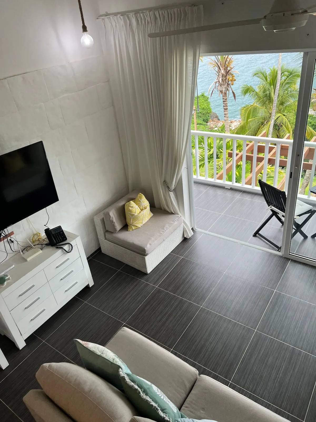 Balcones del Oceano, apartment for rent at Vista Mare, Samaná – photo 1 of 14